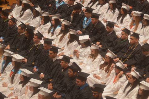 Graduation Holds Strict Dress Code