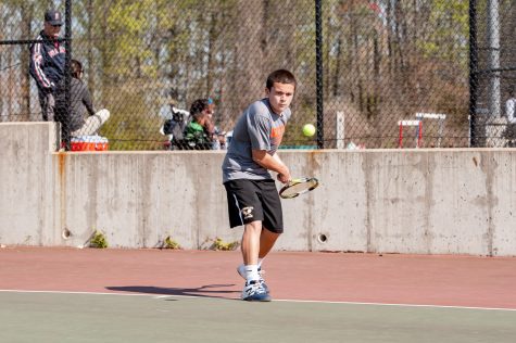 Boys Tennis Causes a Racquet with Division Title