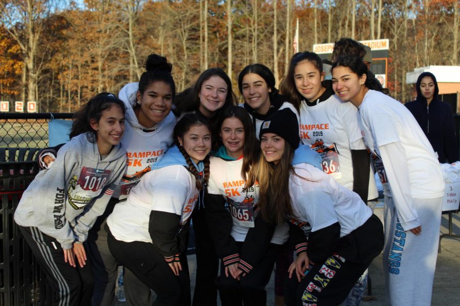Girls varsity soccer joined the race together as a post-season team bonding activity. 