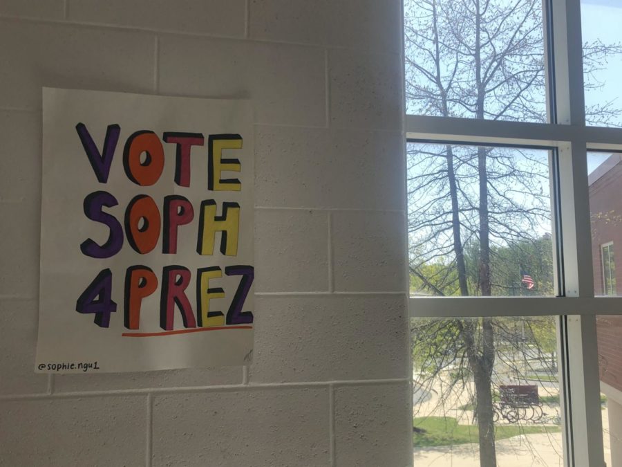 Many+students+ran+for+class+positions+this+year%2C+leading+to+a+lot+of+advertising+in+the+hallway.+Freshman+Sophie+Nguyen%E2%80%99s+campaign+poster+for+sophomore+president+is+displayed+proudly+here.